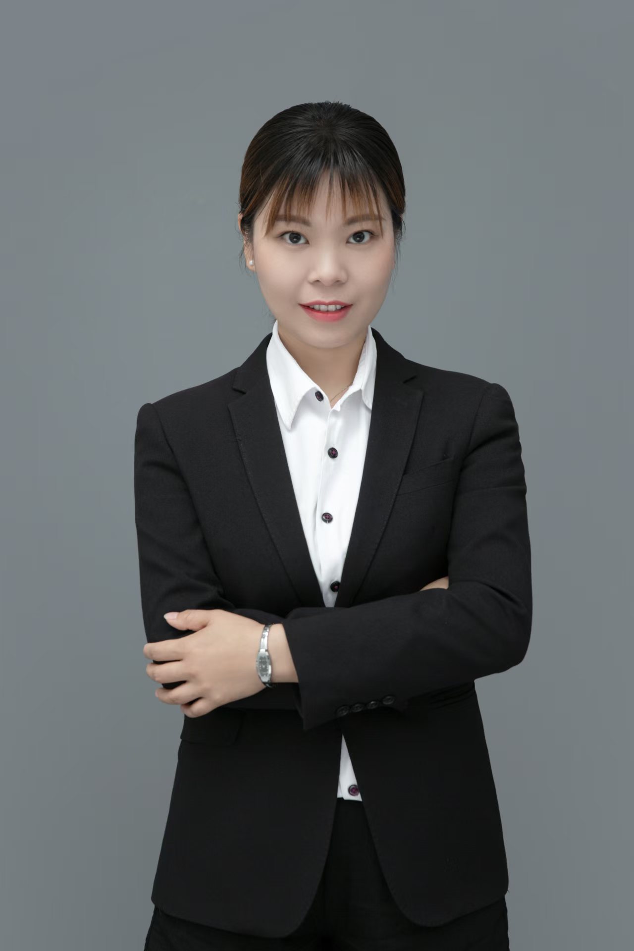 王玲
