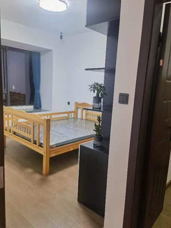 春馨雅居，3室2厅2卫，113㎡，精装，售价249万 二手房