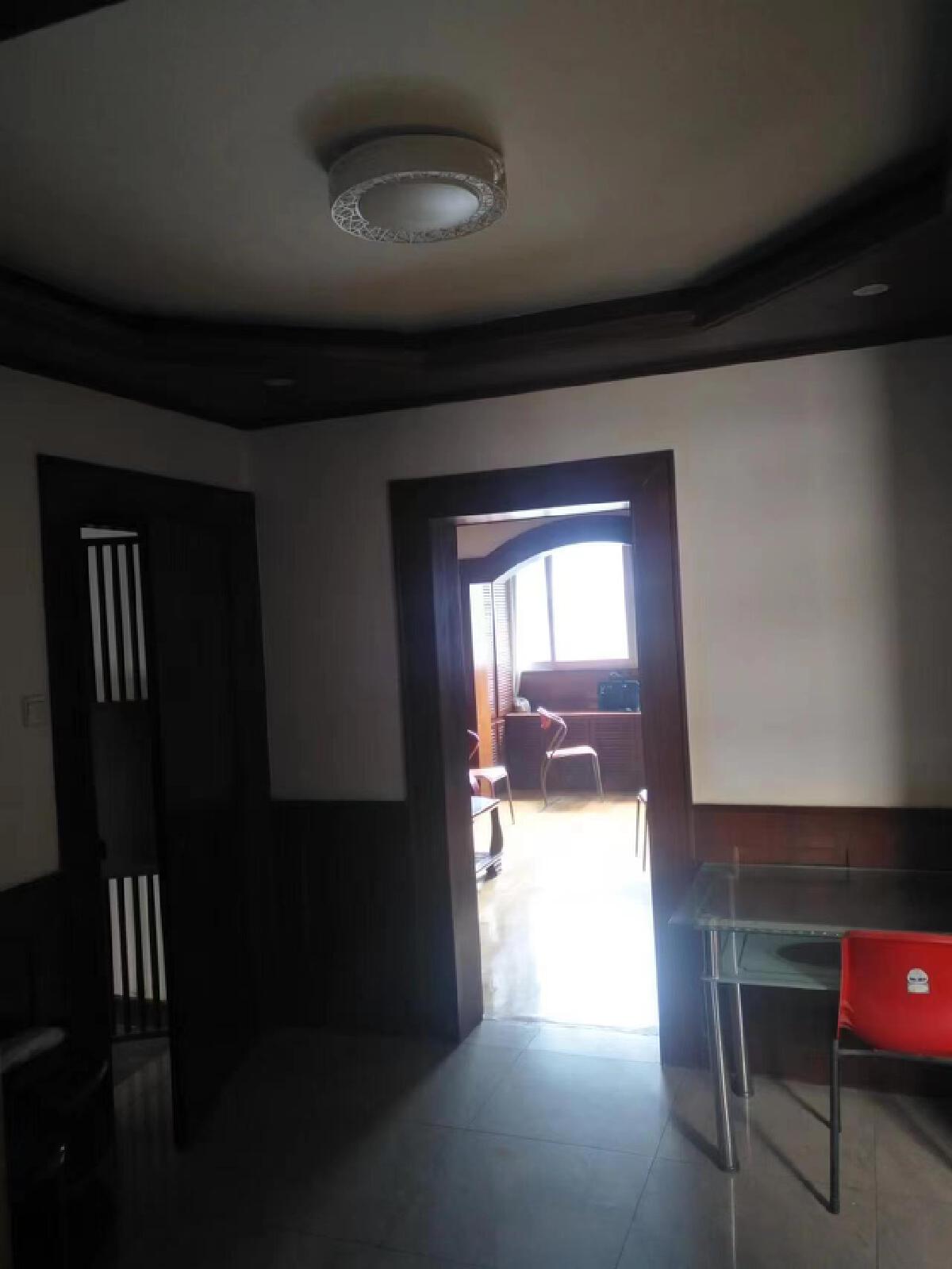 联丰北区，2室2厅1卫，67㎡，简装，租金2000元/月 租房