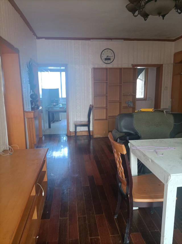 牡丹小区(海曙)，3室2厅1卫，85㎡，普装，租金1800元/月 租房