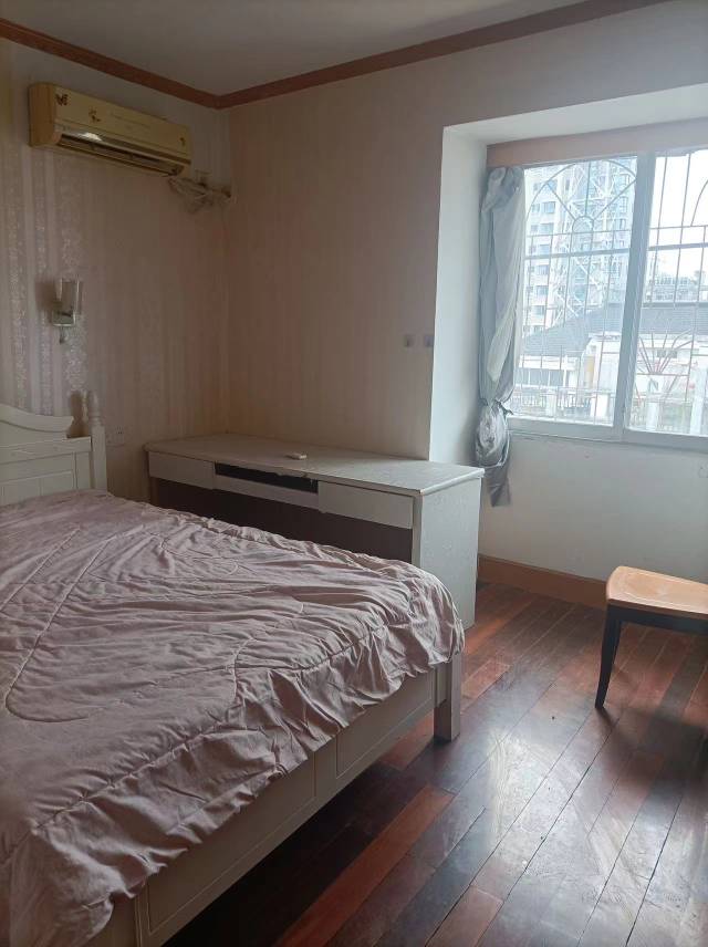 牡丹小区(海曙)，3室2厅1卫，85㎡，普装，租金1800元/月 租房