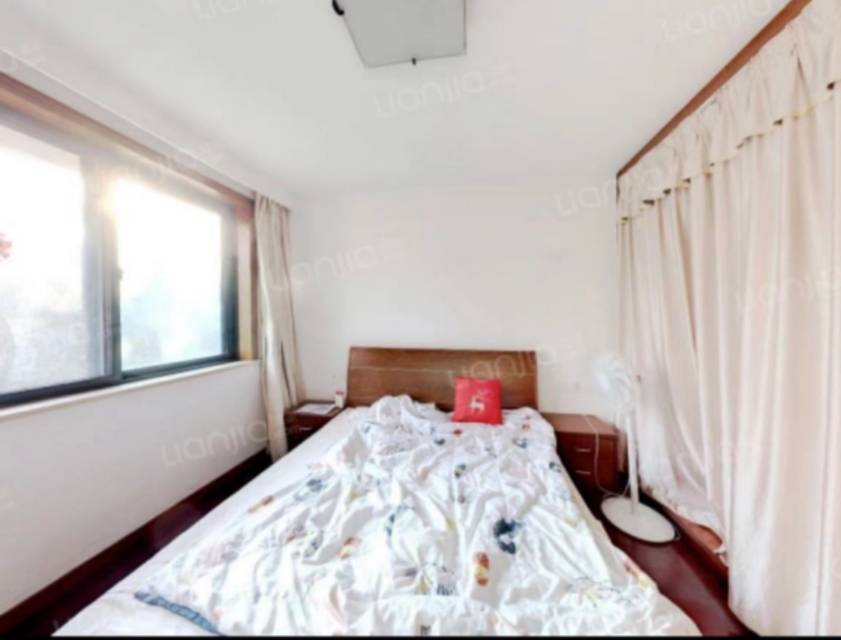 盛世郦都南区，3室2厅2卫，112.00㎡，普装，售价185.00万 二手房