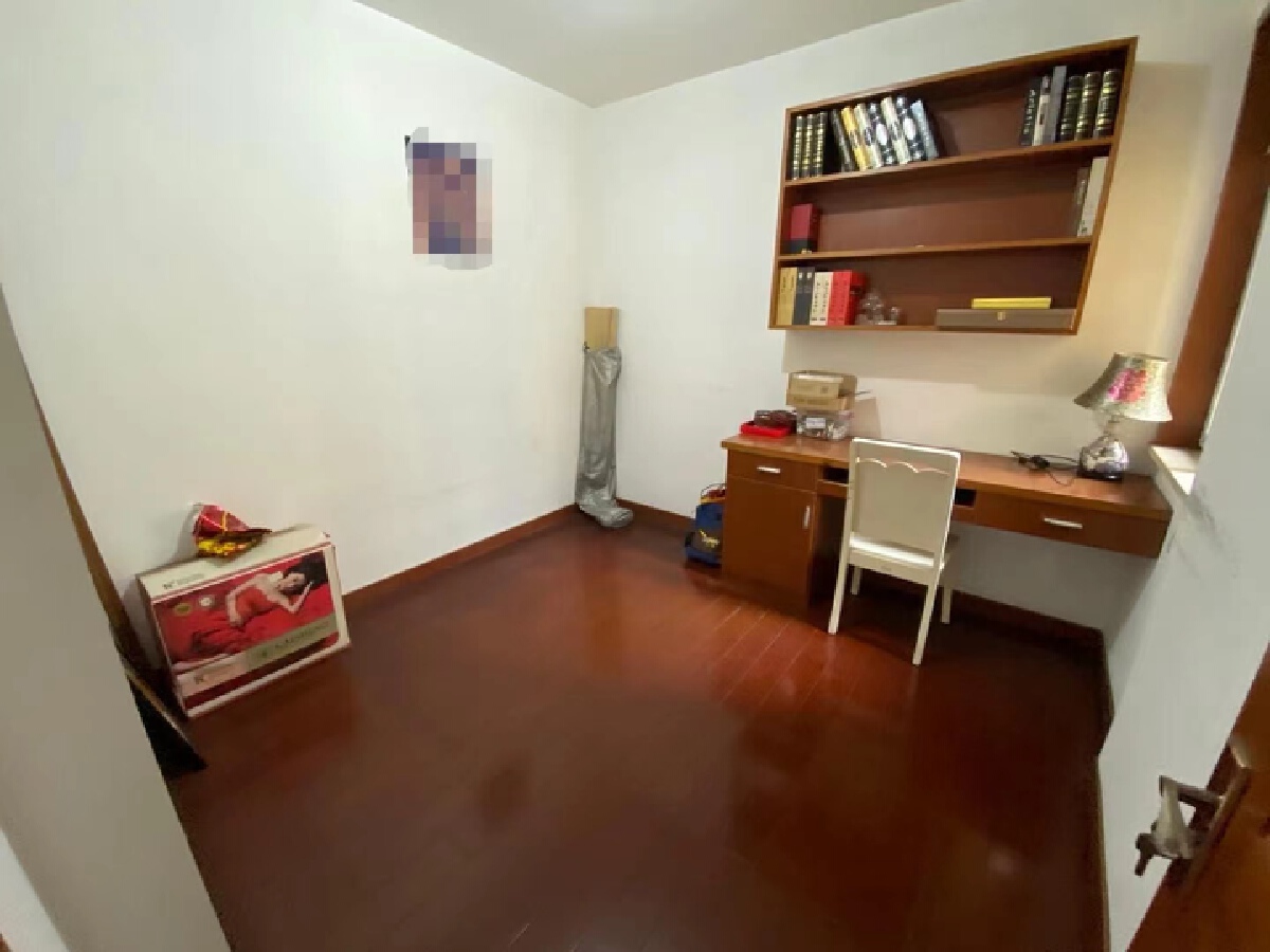 上冯新村，3室2厅1卫，103㎡，普装，售价90万 二手房