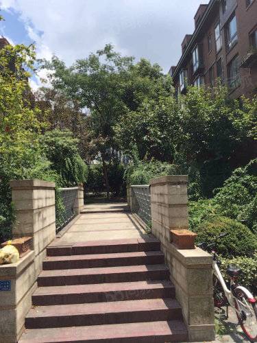 瑞园，3室2厅1卫，94.00㎡，精装，售价248.00万 二手房