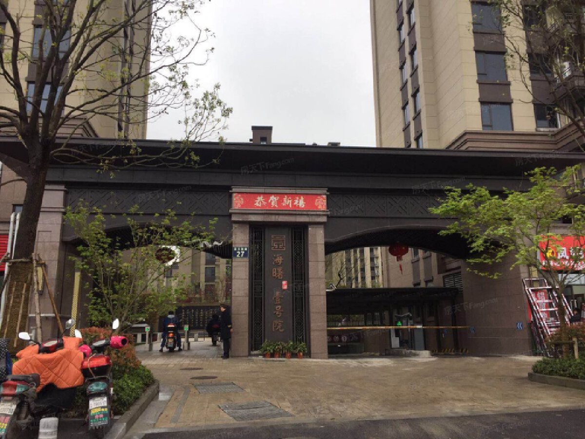 壹号院，3室2厅1卫，89.00㎡，精装，售价340.00万 二手房