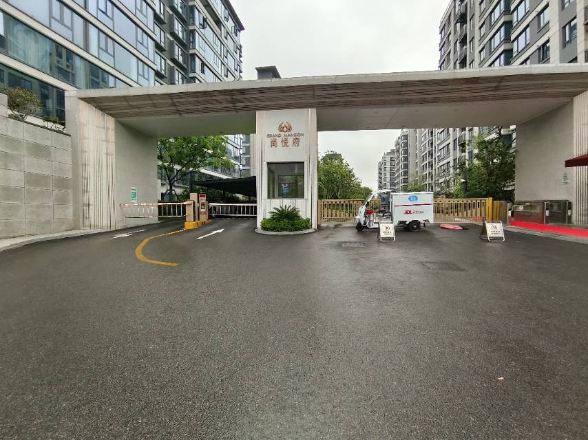 保利天悦，4室2厅2卫，123.00㎡，精装，售价520.00万 二手房