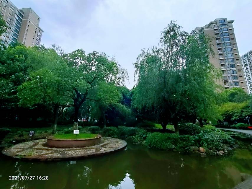 盛世华城，3室2厅1卫，102㎡，精装，租金3000元/月 租房