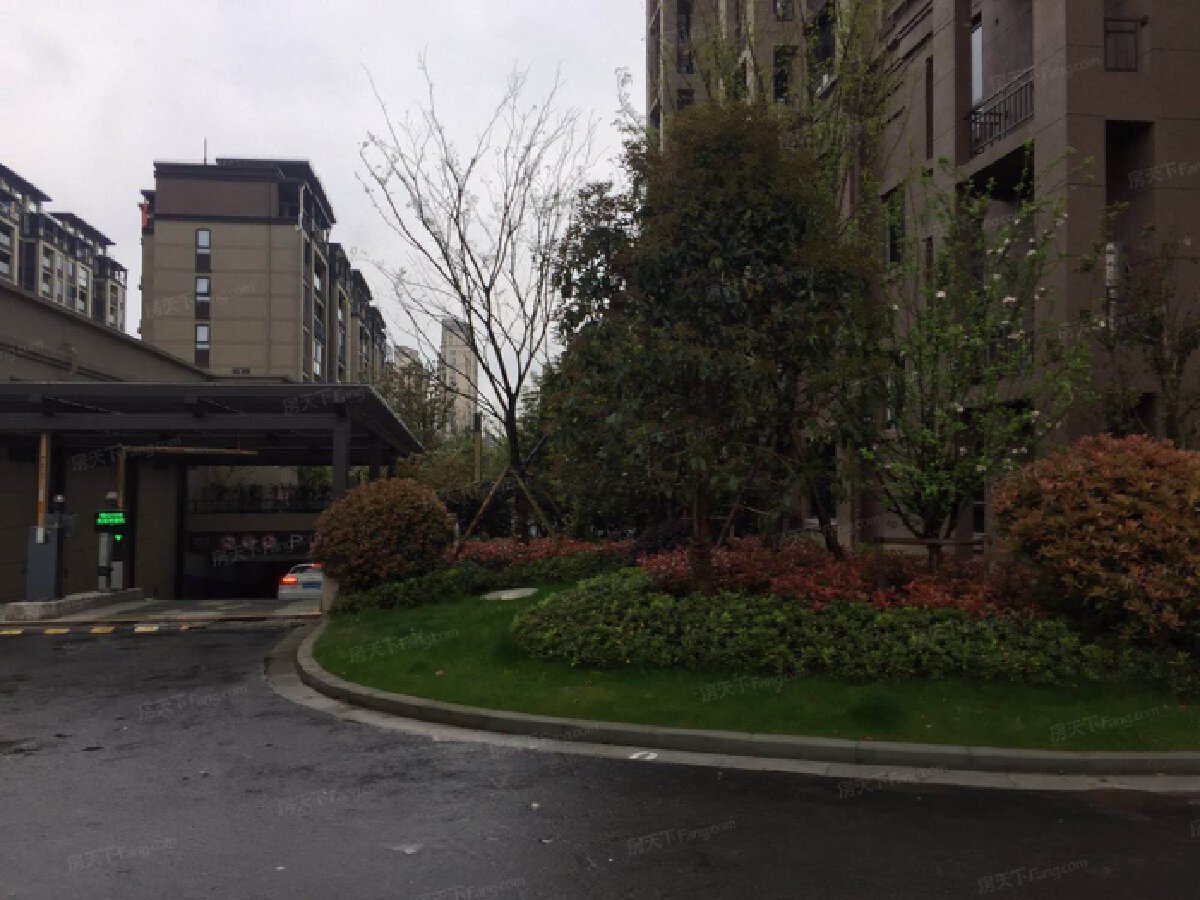 壹号院，3室2厅1卫，112.00㎡，精装，售价328万 二手房