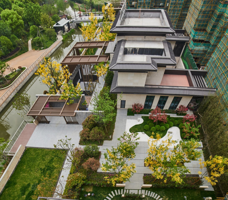 绿地观堂，4室2厅3卫，170.00㎡，别墅毛坯，售价368万 二手房