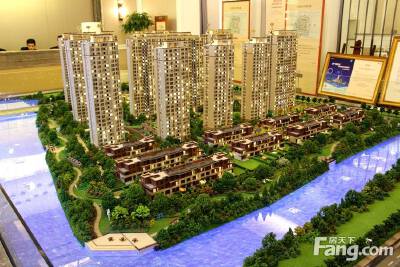 金茂悦，3室2厅2卫，129.00㎡，精装，售价450万