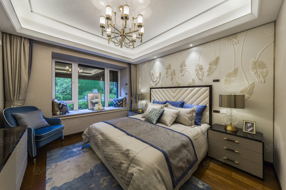 望庐花苑，4室2厅2卫，129.00㎡，售价500.00万 二手房