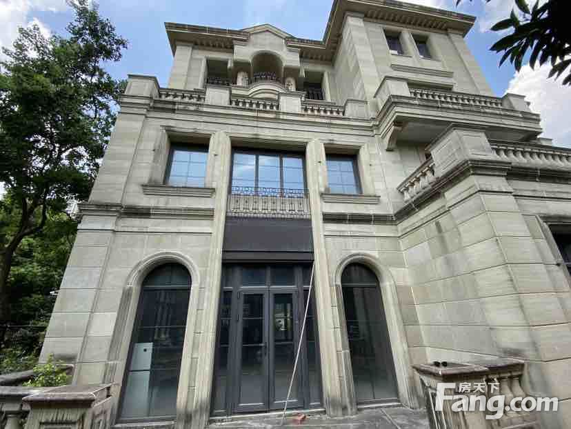 海悦府，4室2厅3卫，241.00㎡，精装，售价610万 二手房