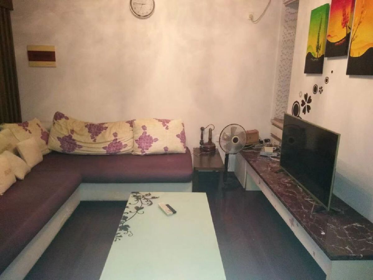 盛世华城，2室2厅1卫，76㎡，精装，租金2500元/月 租房