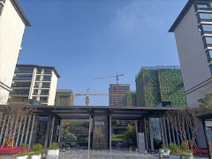 鲁能领秀城二街区