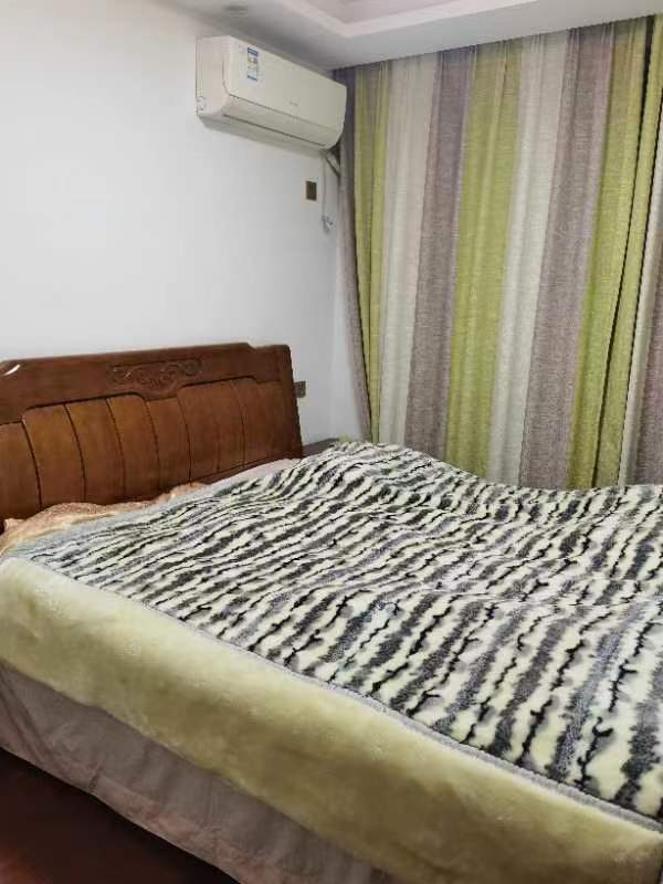 紫御铭园，3室2厅1卫，105㎡，精装，售价230万 二手房