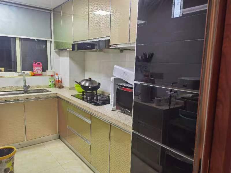 紫御铭园，3室2厅1卫，105㎡，精装，售价230万 二手房