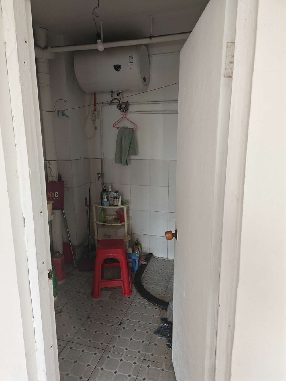 薛家新家园，2室2厅1卫，80.00㎡，精装，租金2300.00元/月 租房