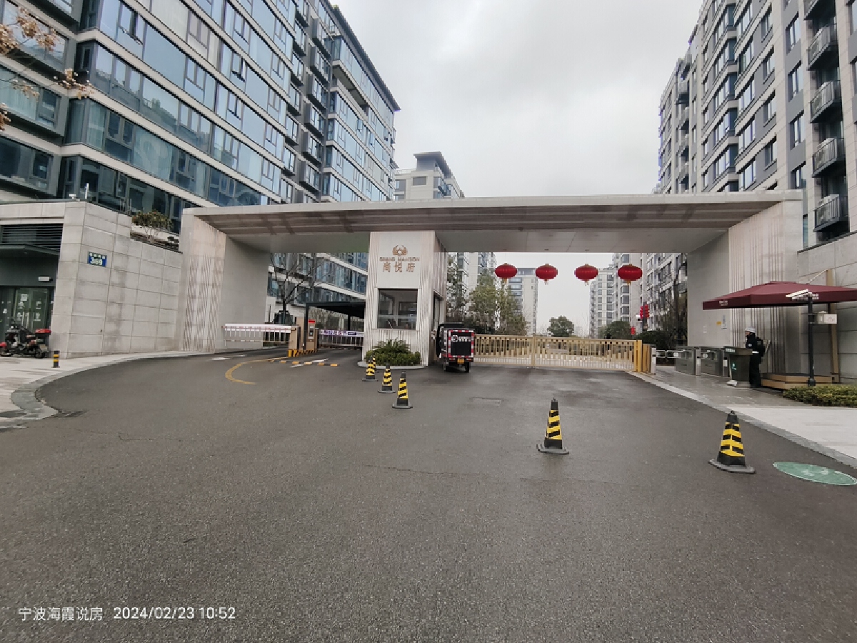 三期保利天悦，4室2厅2卫，127.23㎡，售价560.00万 二手房