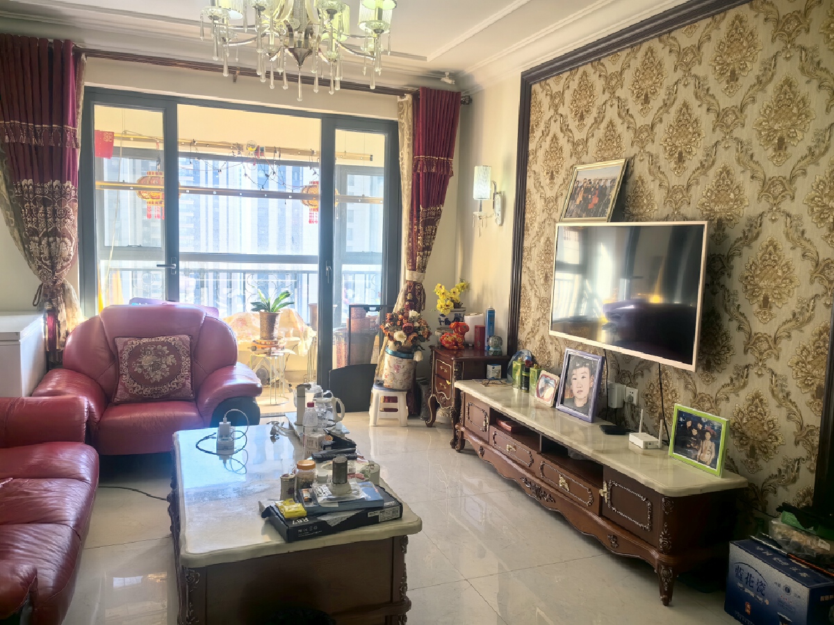 恒大城北区，3室2厅1卫，117.00㎡，精装，售价139万 二手房