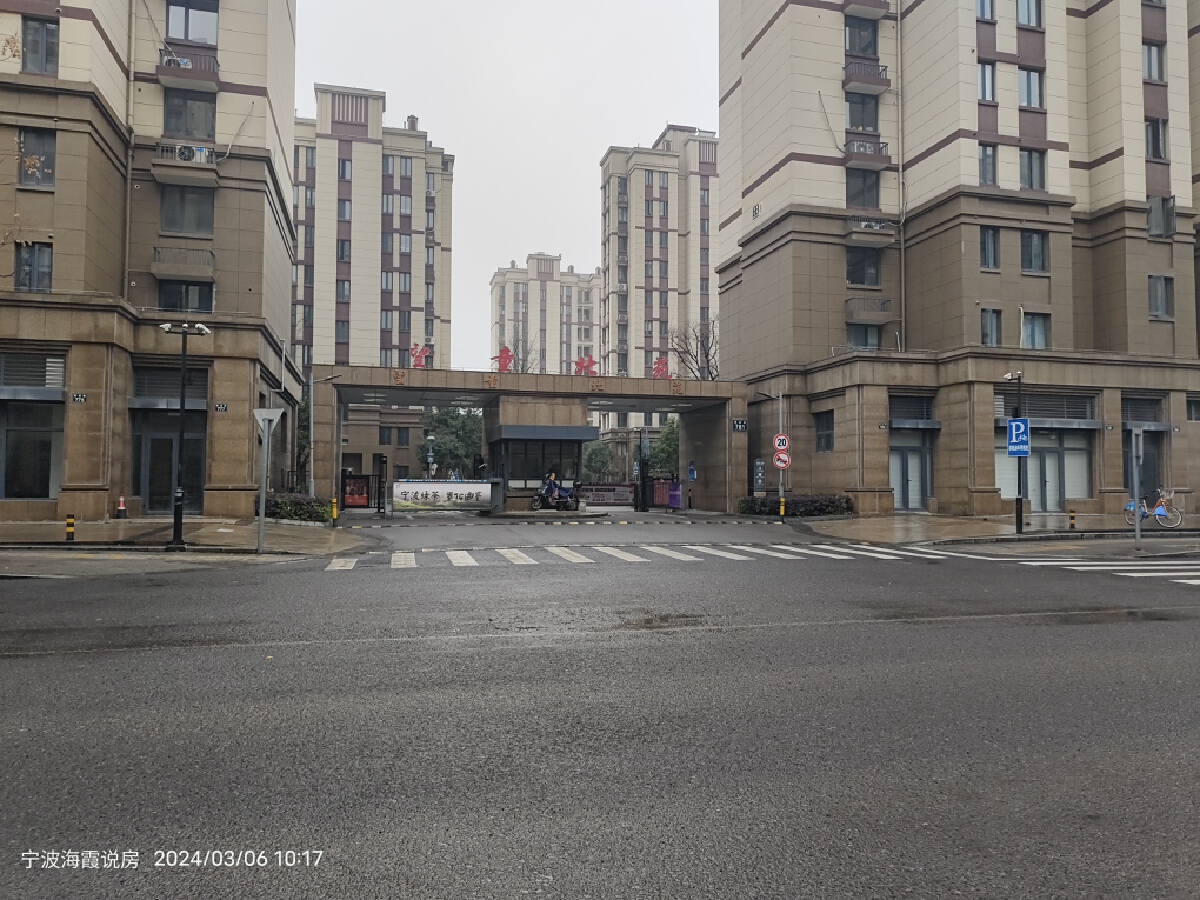 望童北苑，2室2厅1卫，80㎡，租金2450元/月 租房