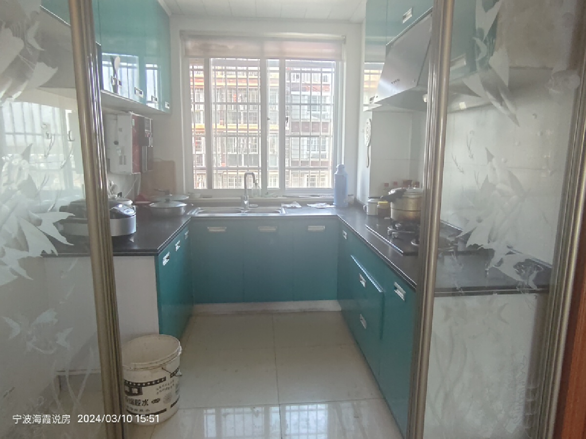 芝溪家园，2室2厅1卫，86㎡，精装，售价100万 二手房