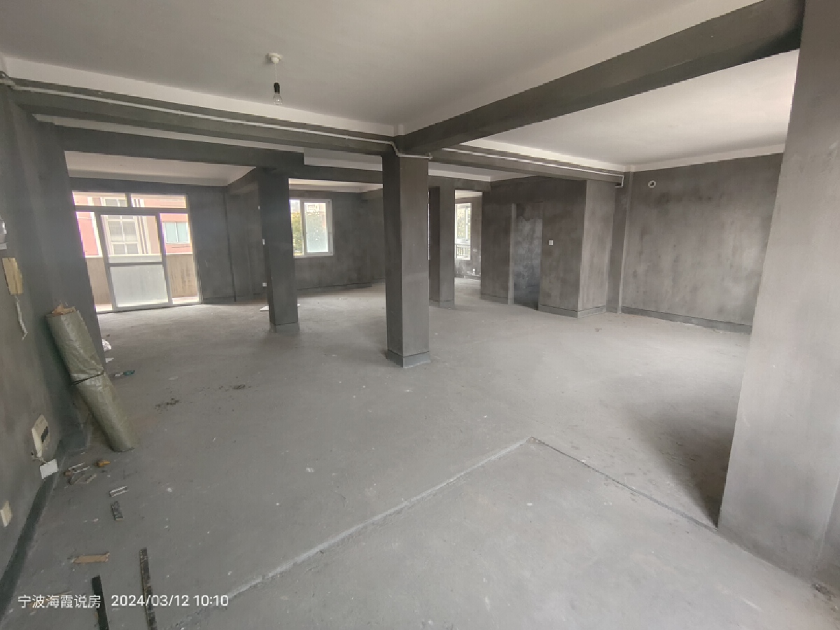 溪下新村南区，3室2厅1卫，110㎡，精装，售价120万 二手房