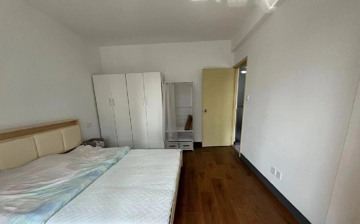 姚丰铭府，2室2厅1卫，99㎡，普装，租金3000元/月 租房