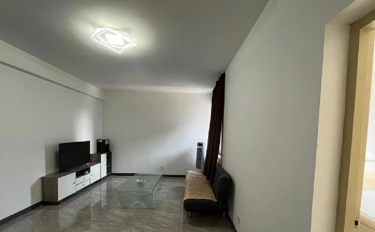 姚丰铭府，2室2厅1卫，99㎡，普装，租金3000元/月 租房