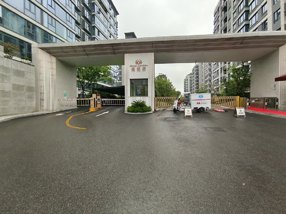 保利天悦，3室2厅2卫，121.5㎡，精装，售价490万 二手房