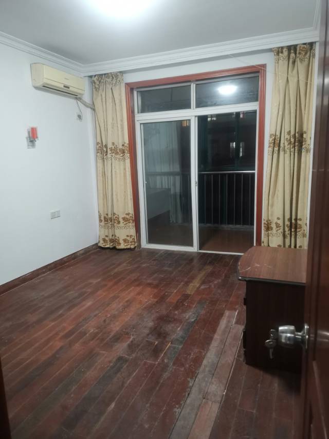 薛家新家园，2室1厅1卫，53.00㎡，普装，租金1800.00元/月 租房