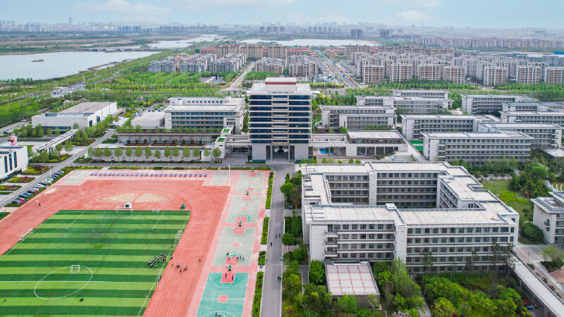 对门就是市一中