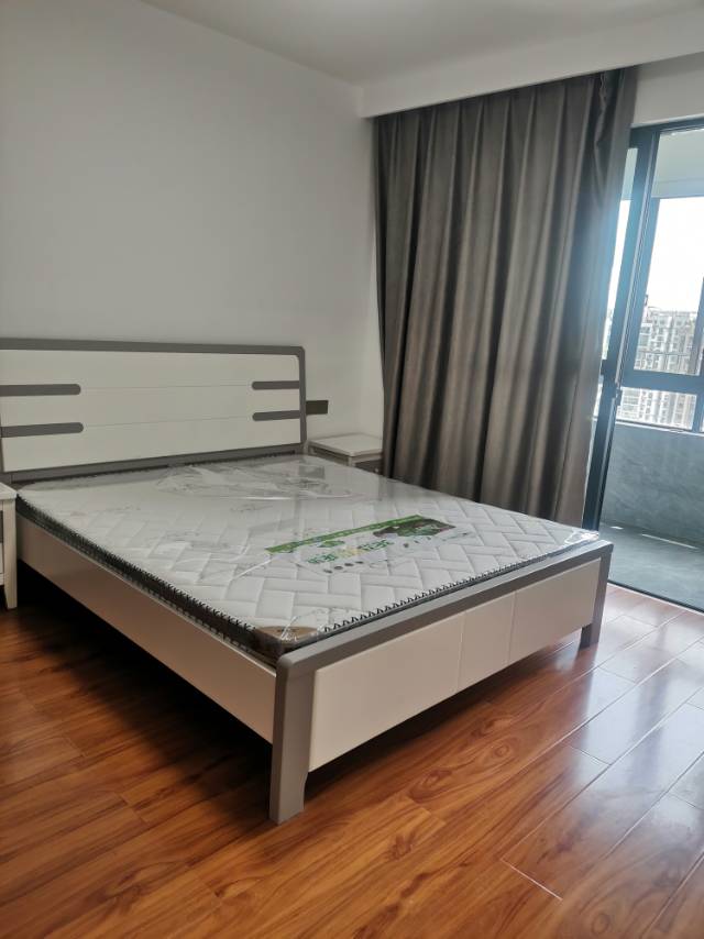 姚丰铭府，3室2厅1卫，110㎡，精装，租金3600元/月 租房