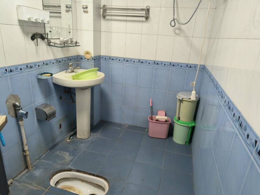 天水花园 137㎡，4室2厅2卫，售价39.8万 二手房