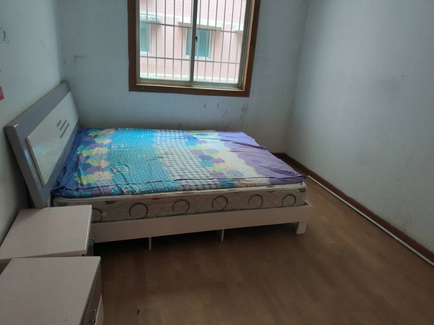 天水花园 137㎡，4室2厅2卫，售价39.8万 二手房