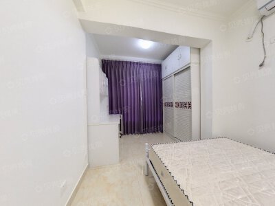 新筑鼎峰，2室1厅1卫，64㎡，普装，售价68万