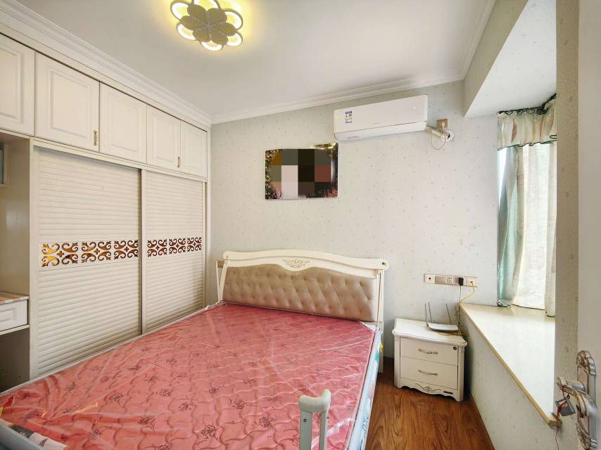 隆鑫印象城邦，2室2厅1卫，75.00㎡，精装，售价78.8万 二手房