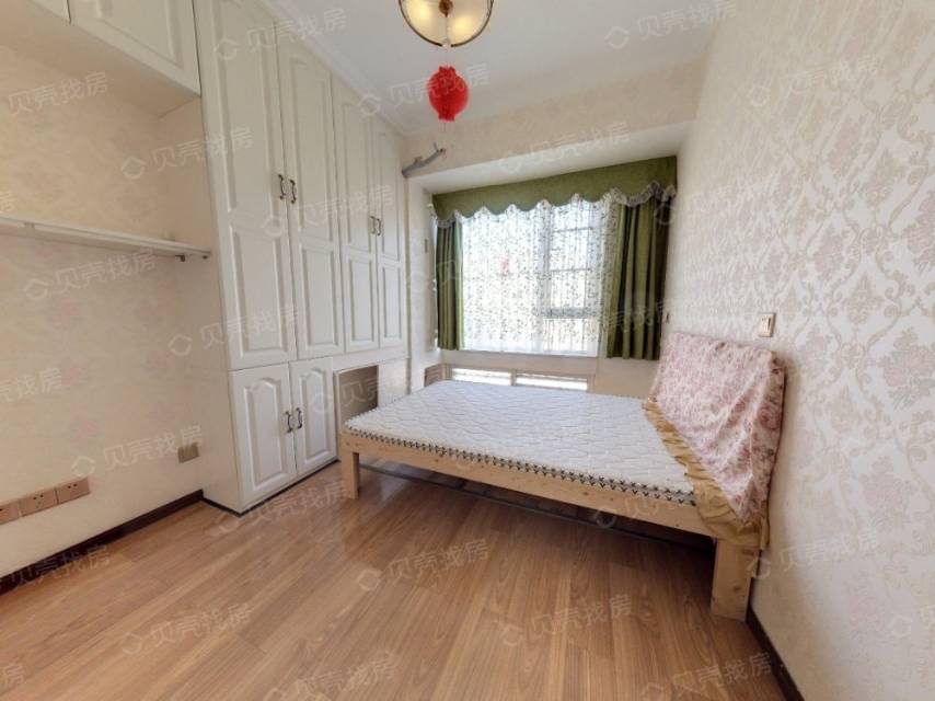 隆鑫印象城邦，2室2厅1卫，76㎡，精装，售价76万 二手房