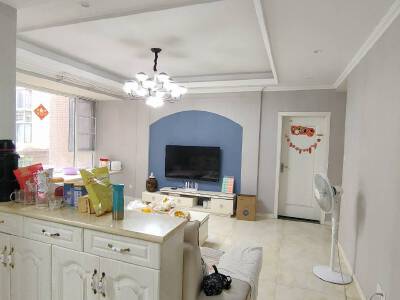 隆鑫印象城邦，3室2厅2卫，96㎡，精装，售价88万