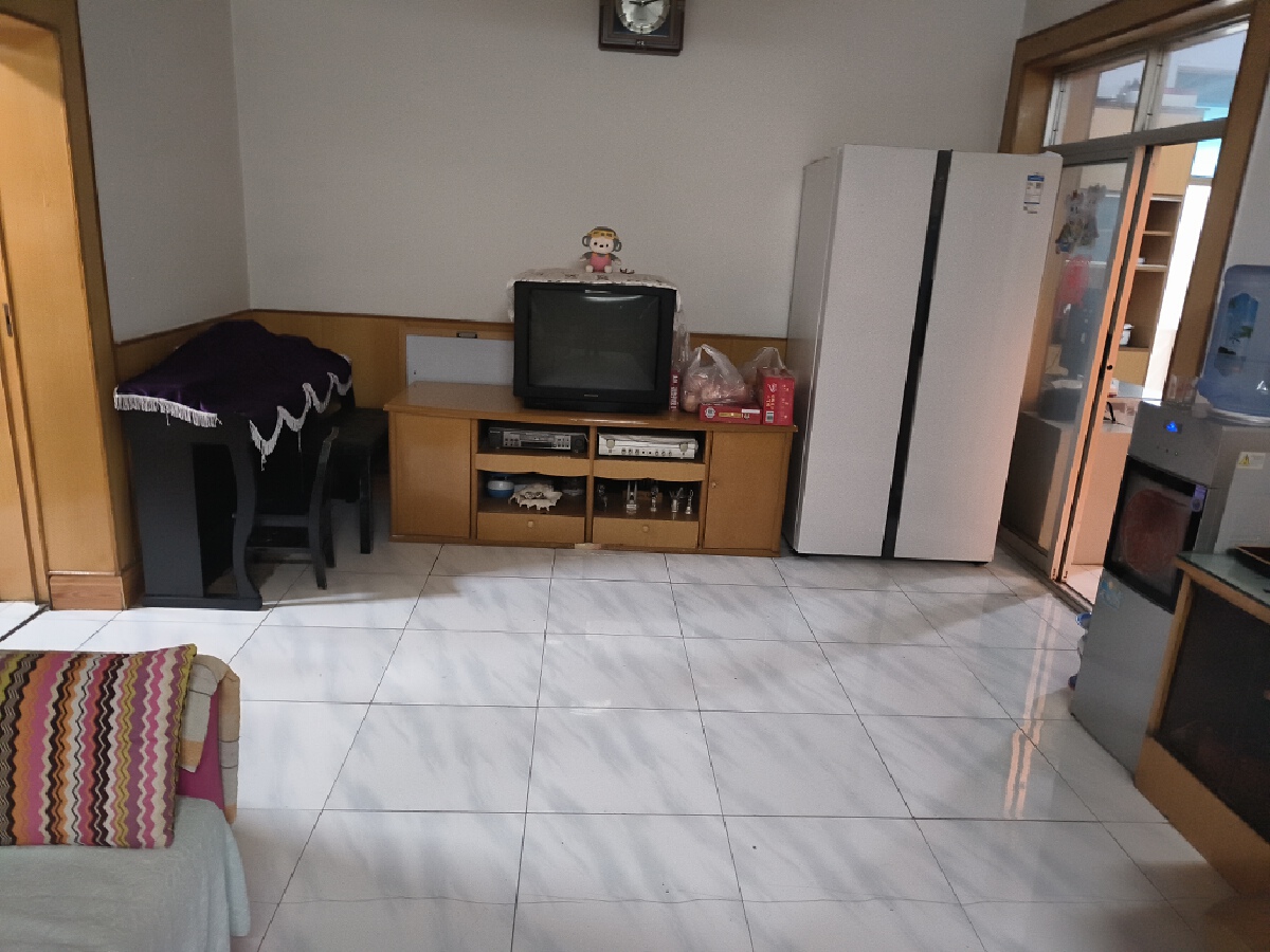 农业局家属院，3室2厅1卫，99.80㎡，售价34.80万 二手房