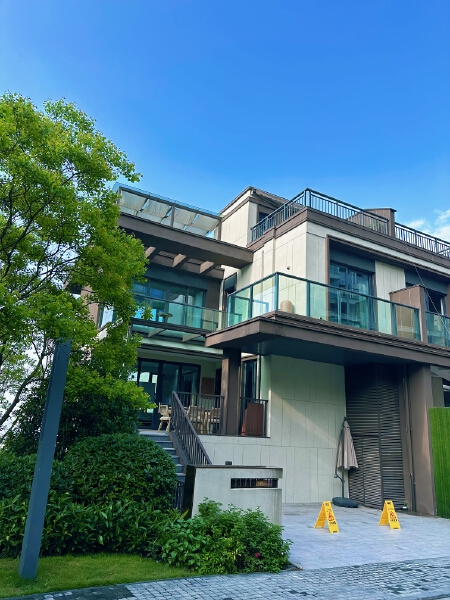 独门独户，带2车位