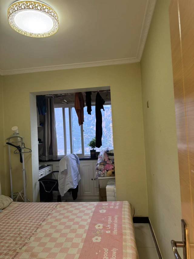 新河湾，2室1厅1卫，87㎡，精装，售价49.9万 二手房