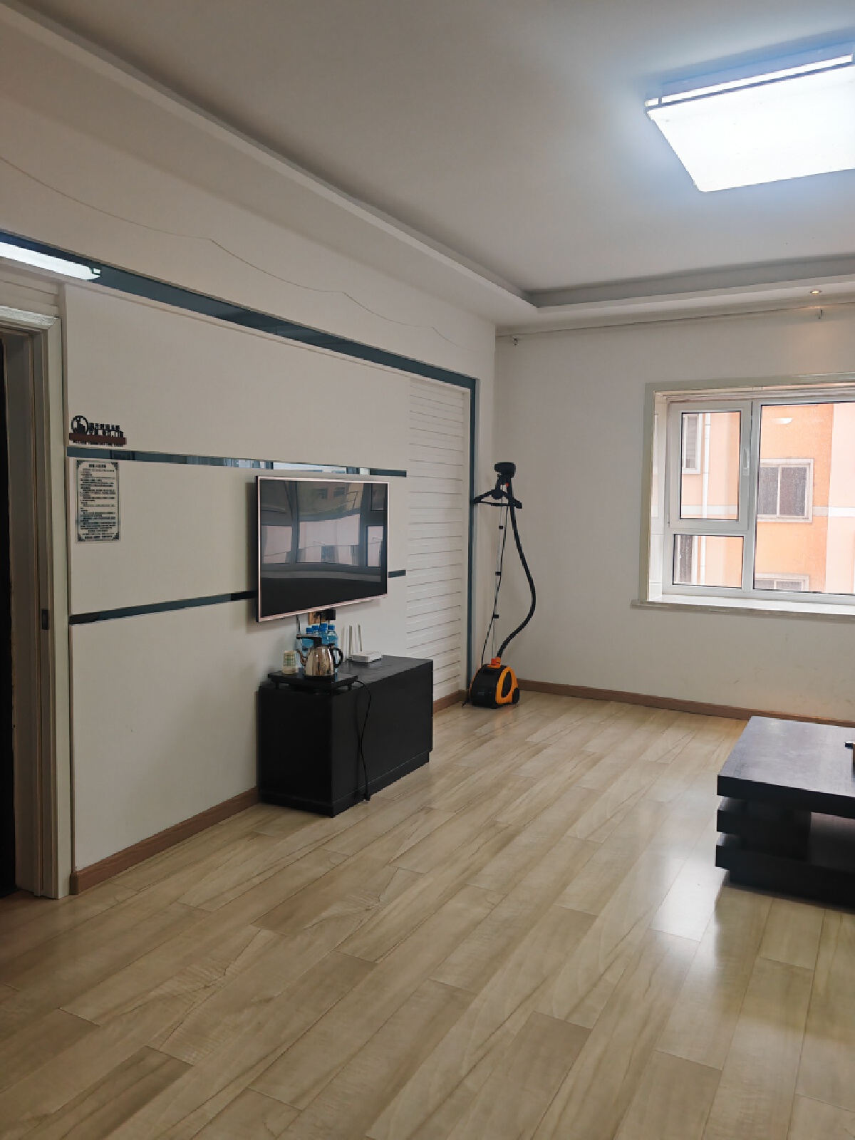 南湘园，3室2厅2卫，141㎡，售价71万 二手房