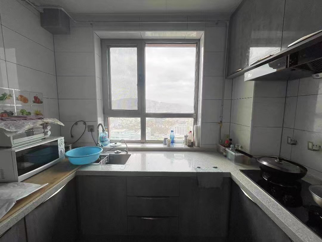 海旺家园三室精装，户型合理，南北通透 二手房