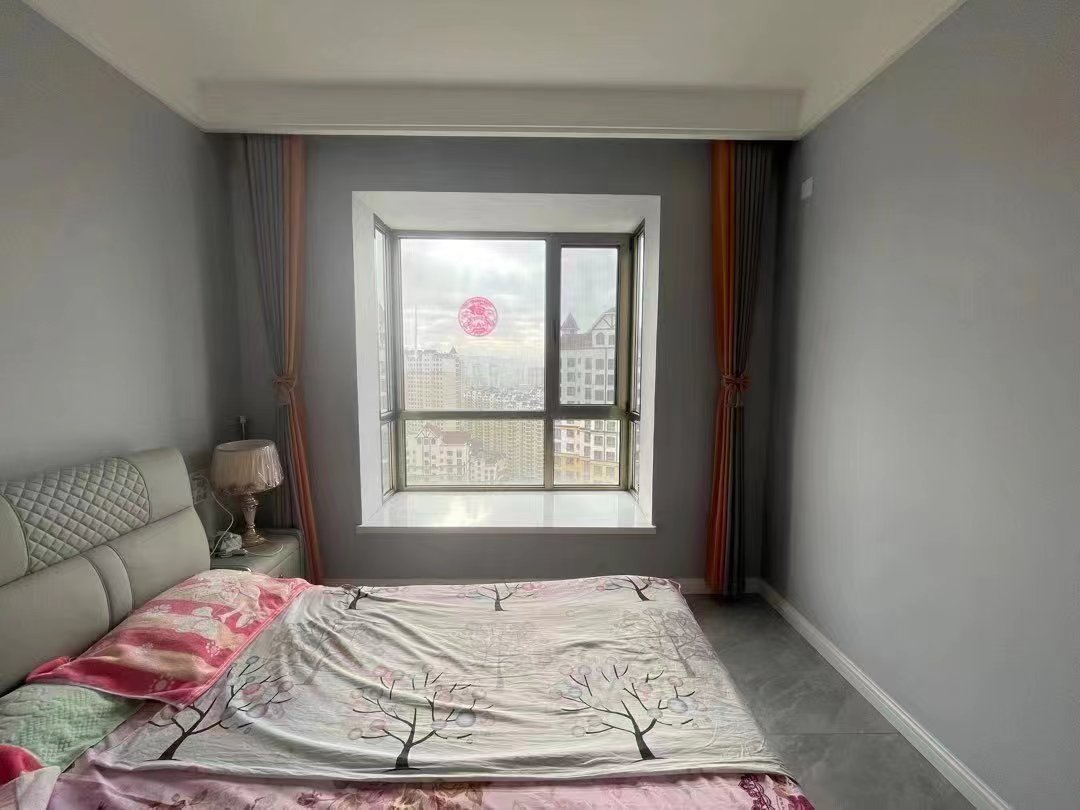 海旺家园三室精装，户型合理，南北通透 二手房