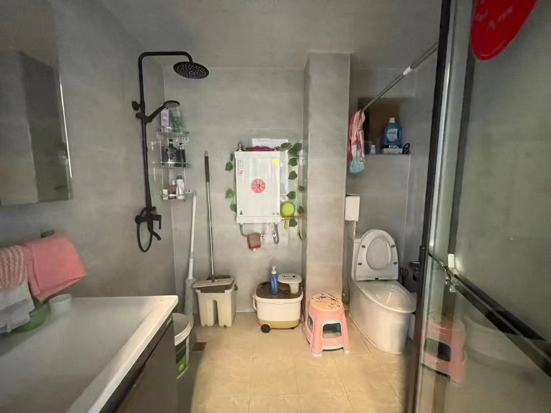 海旺家园三室精装，户型合理，南北通透 二手房