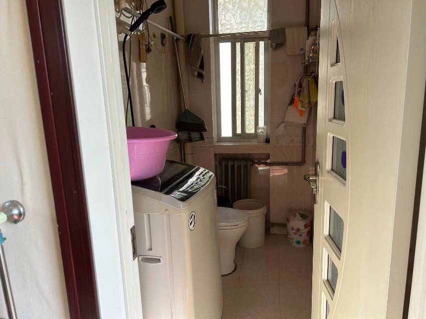 2室2厅1卫，90㎡，售价51万 二手房