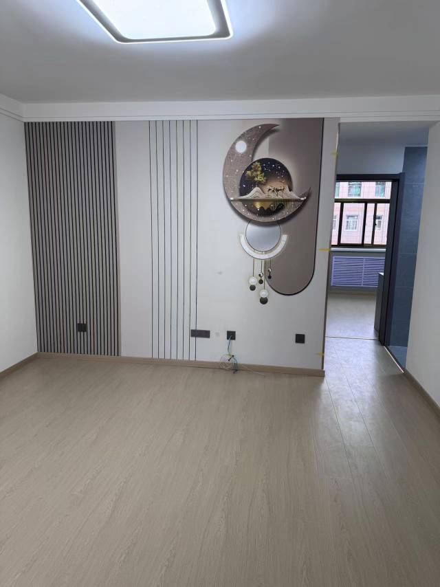 2室2厅1卫，72㎡，售价40.5万 二手房