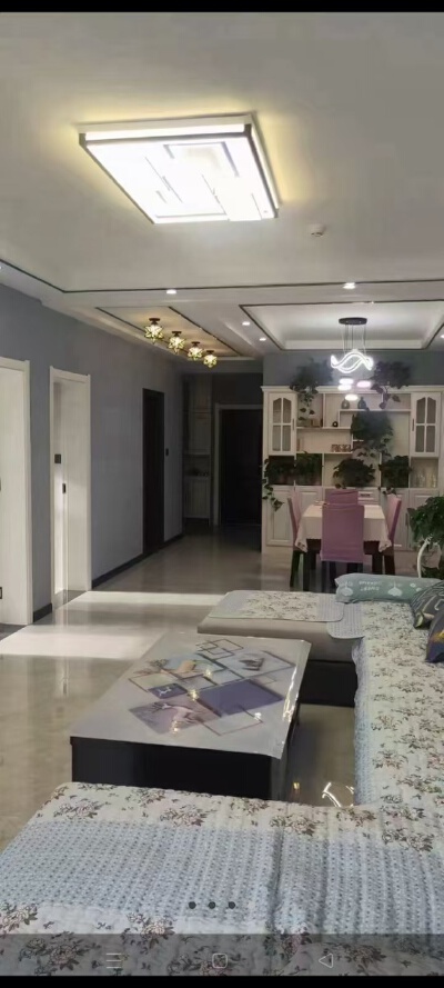 3室2厅1卫，114㎡，售价68万