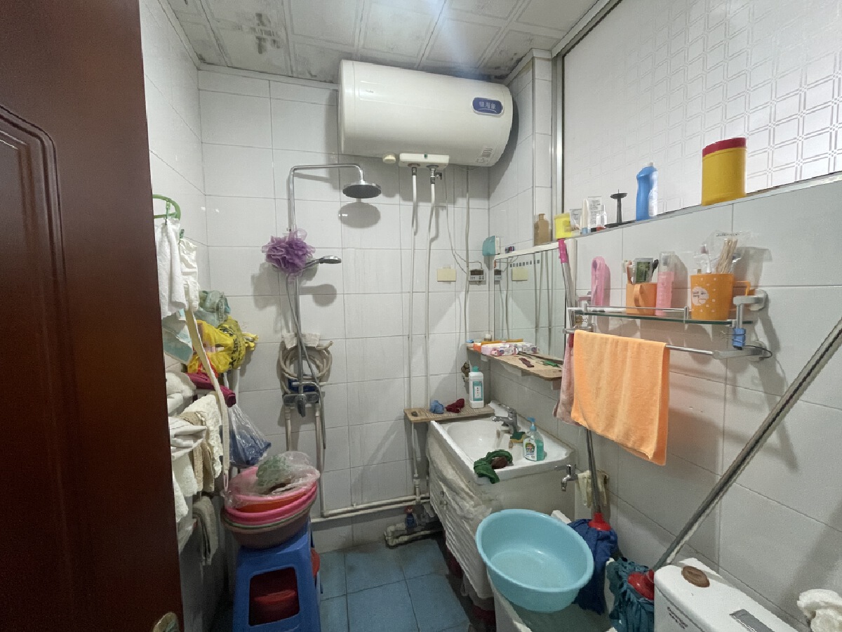 吕梁煤运小区，2室2厅1卫，80㎡，普装，售价56万 二手房