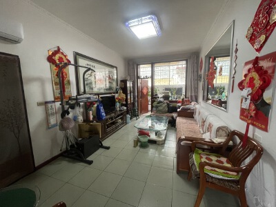 吕梁煤运小区，2室2厅1卫，80㎡，普装，售价56万